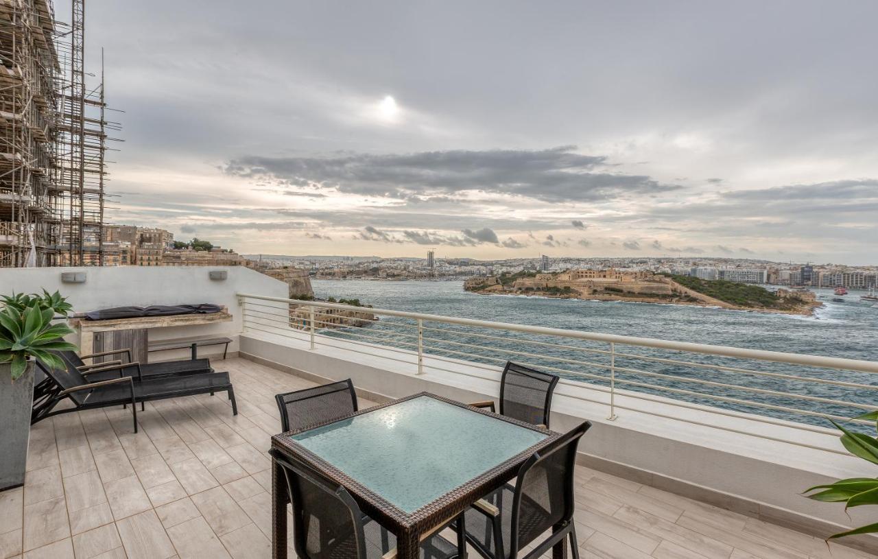 49/3 Seafront Duplex Penthouse In Valletta Exterior photo